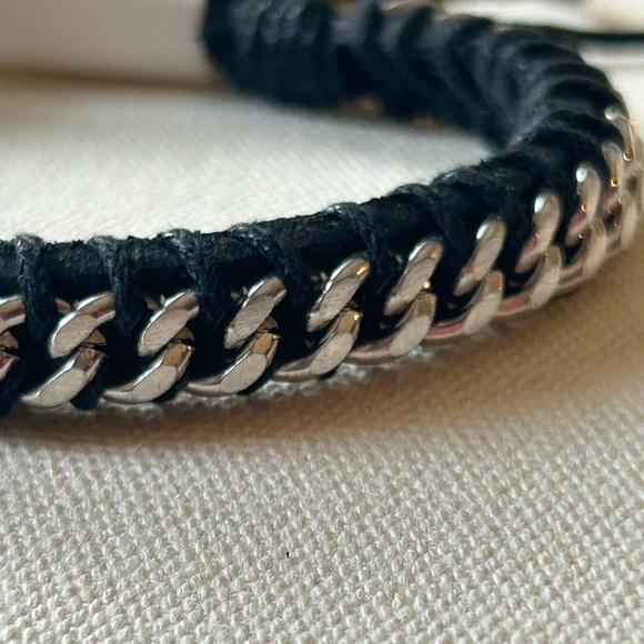 Leather and chain woven together, adjustable bracelet, black, and silver - Picture 3 of 5